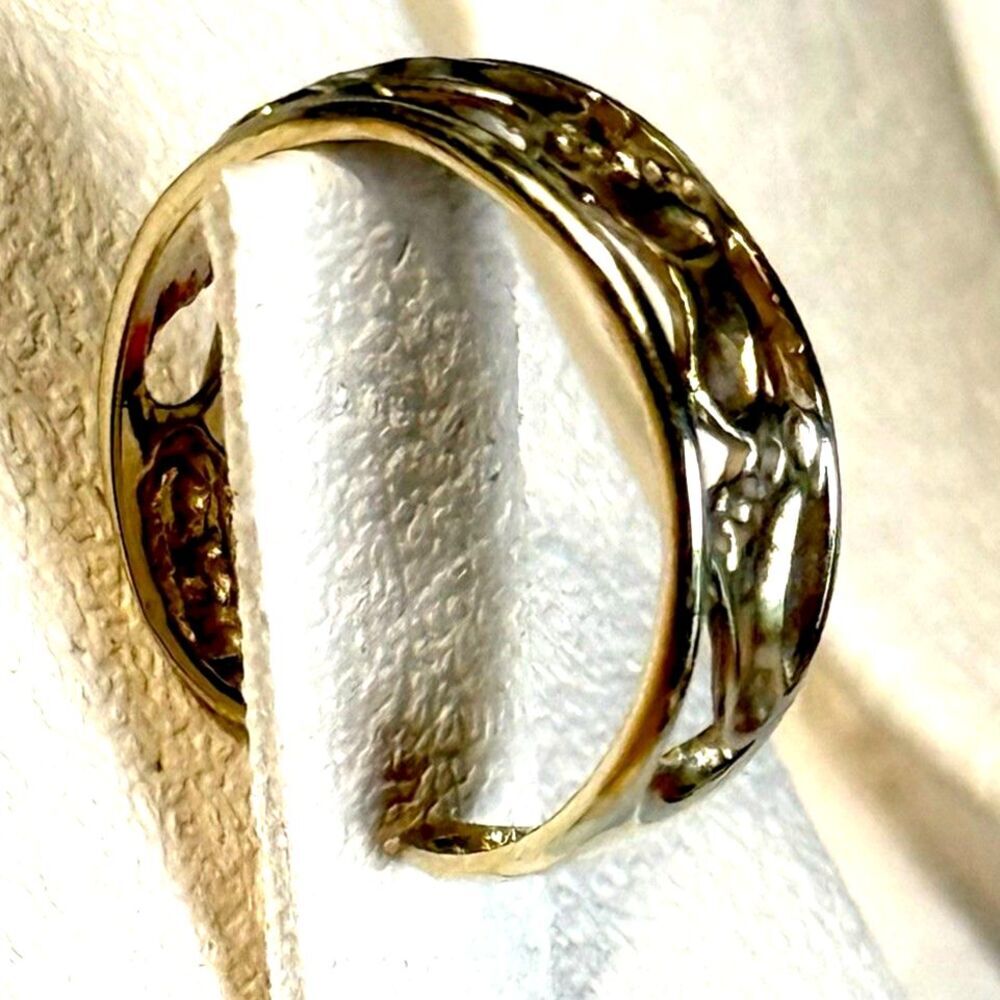 Signed JCM 14K Solid Gold Baby Footprint Cutout Toe / Midi Ring (1.00g) - Picture 3 of 12